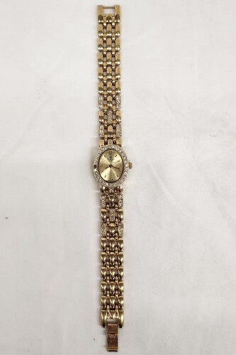 36 - Armbandhur -Bild 2.jpg