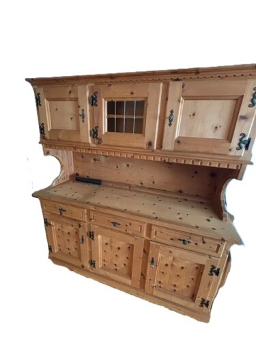 37 - Vitrine - Bild 1.jpg
