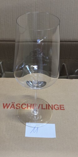 Nr. 011 - 18 Gläser - Bild 01.jpg