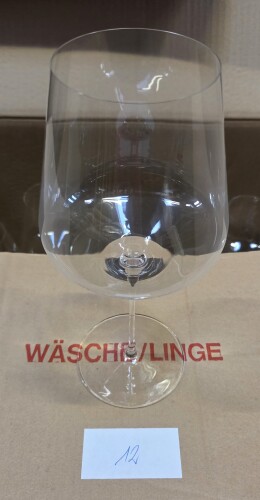 Nr. 012 - 11 Gläser - Bild 01.jpg