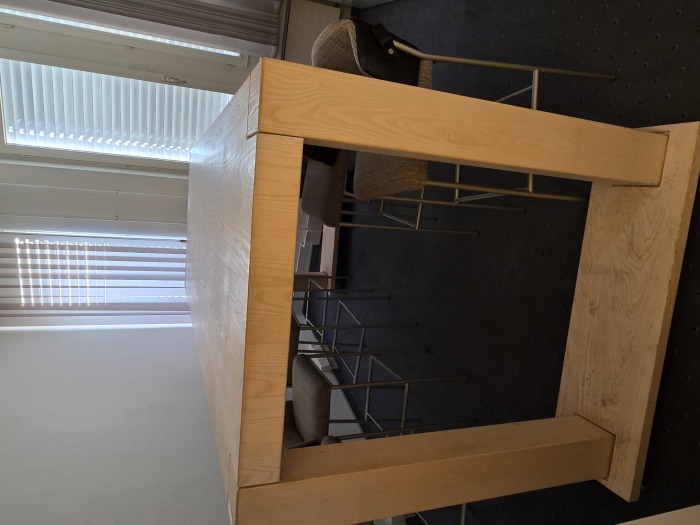 Nr. 028 - Bartisch (300 x 110 x 120) - Bild 01.jpg